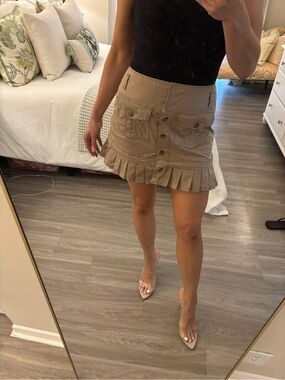 🖤 D&G by Dolce & Gabbana Khaki Cargo Mini Skirt